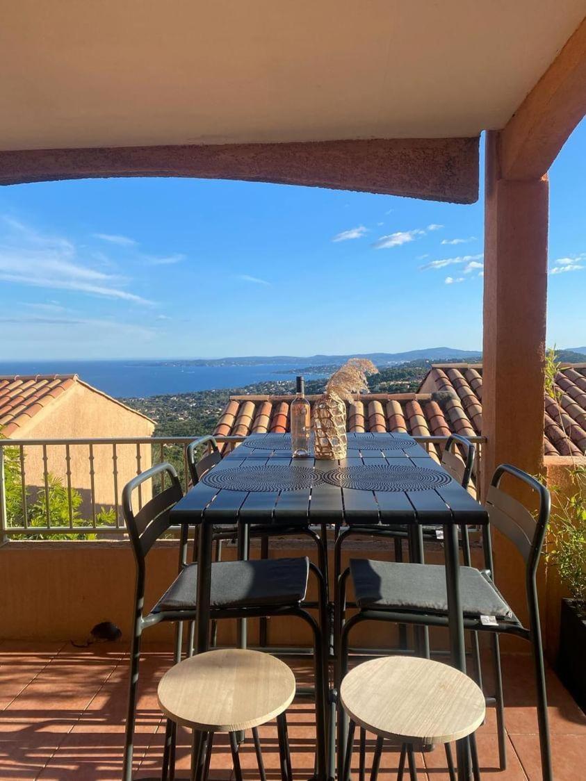 Tres Bel Appartement T3 Avec Splendide Vue Mer เลอิสซ็องเบรอ ภายนอก รูปภาพ