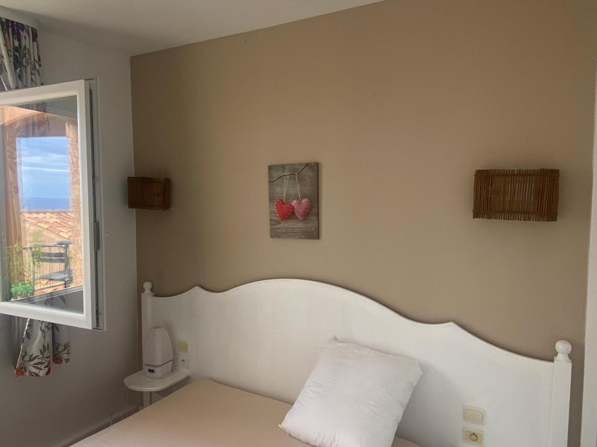 Tres Bel Appartement T3 Avec Splendide Vue Mer เลอิสซ็องเบรอ ภายนอก รูปภาพ